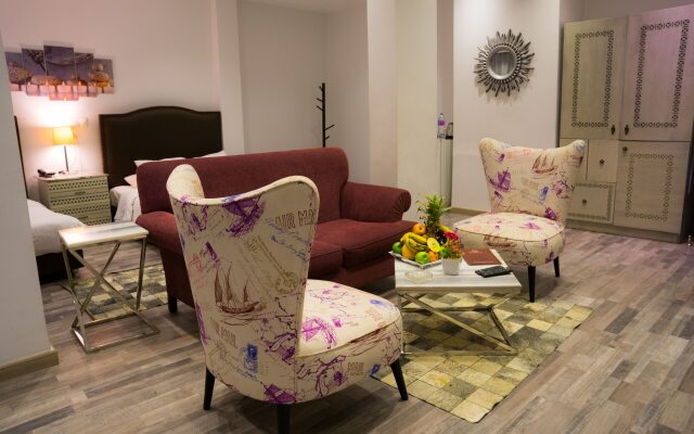 Royal Marshal Hotel