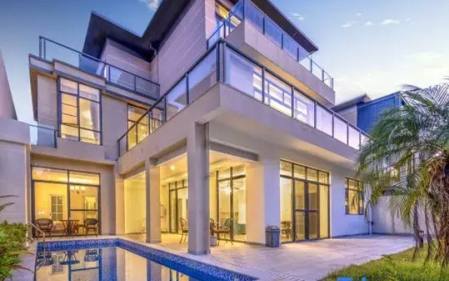 Sanya Pengyue Pool Villa