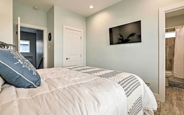 Villa Azul Galveston Home: Modern & Beachfront!