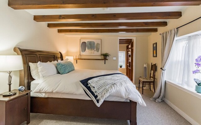 564 1/2 North Judson