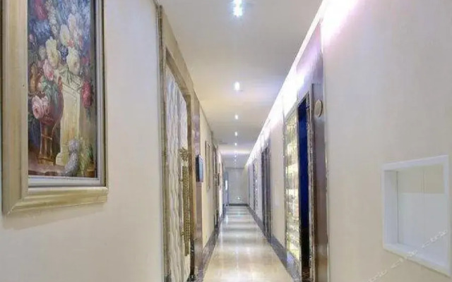 Xiong Zhen Hotel