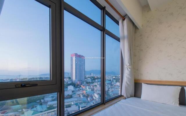 Handy Beachfront Apartment