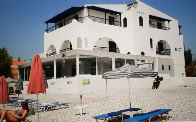 Victoria Hotel