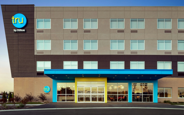 Tru By Hilton Milwaukee Brookfield