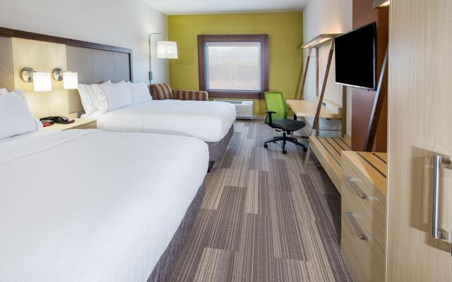 Holiday Inn Express & Suites Pahrump, an IHG Hotel