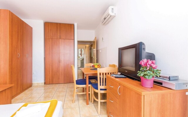 Stunning Home in Dramalj With Wifi and 1 Bedrooms