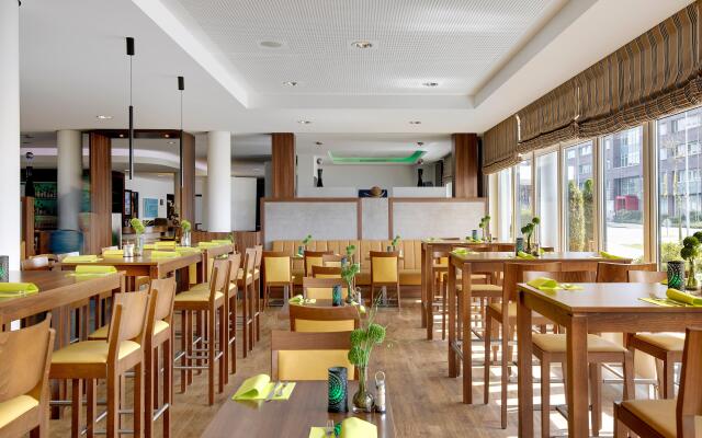 Holiday Inn Express Bremen Airport by IHG