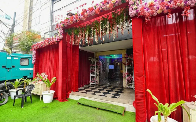 Fabhotel Prime Blest Park