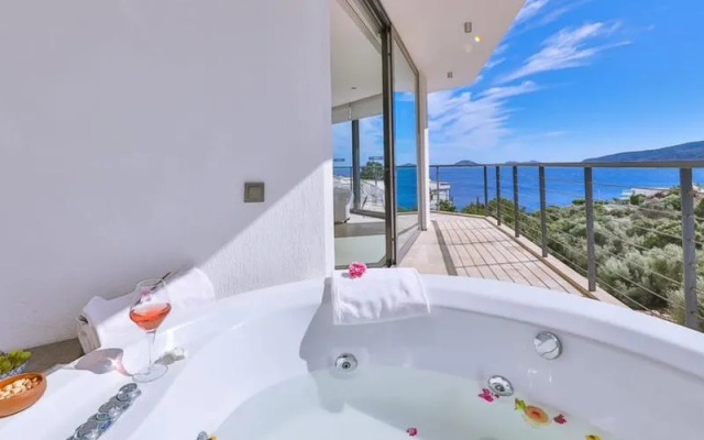 Villa Ship Ahoy