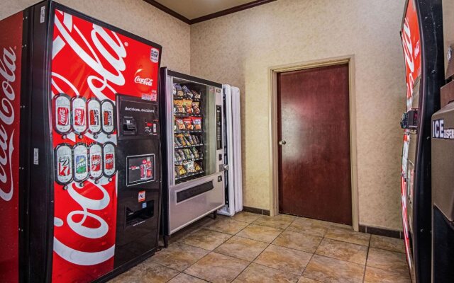 SureStay Plus Hotel by Best Western San Antonio SeaWorld