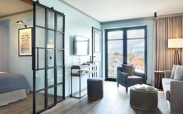 Lighthouse Hotel & SPA