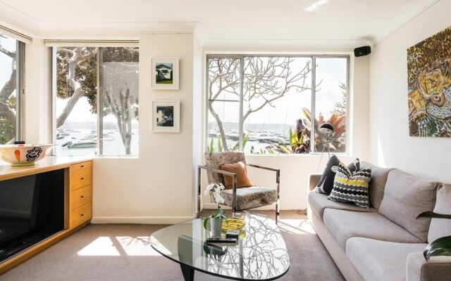 Waterfront Apartment Brimming With Inspirational Artwork