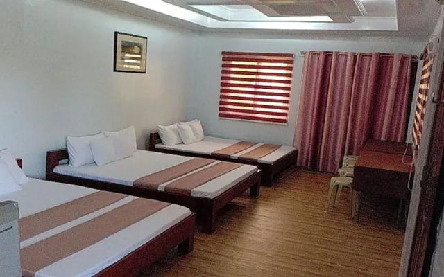 FNT Transient House near Hundred Islands