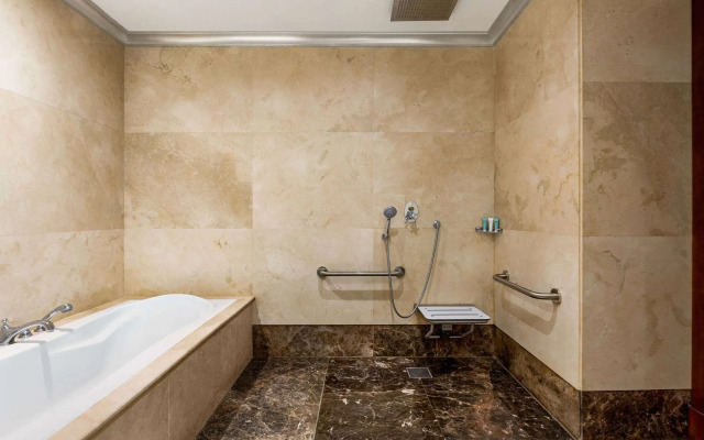Grand Regency Doha, Trademark Collection by Wyndham