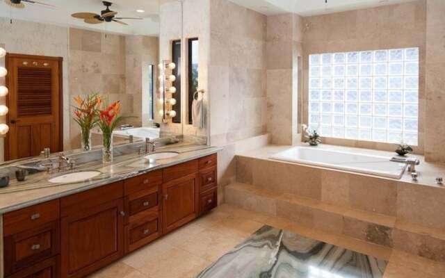 Mango Sunsets 3 Bedroom Apts