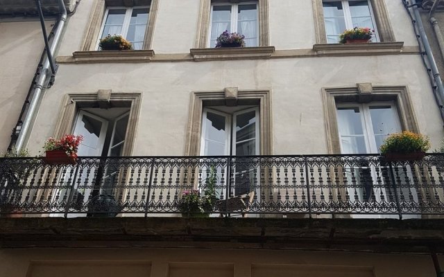 The Apartments Rue Barbès