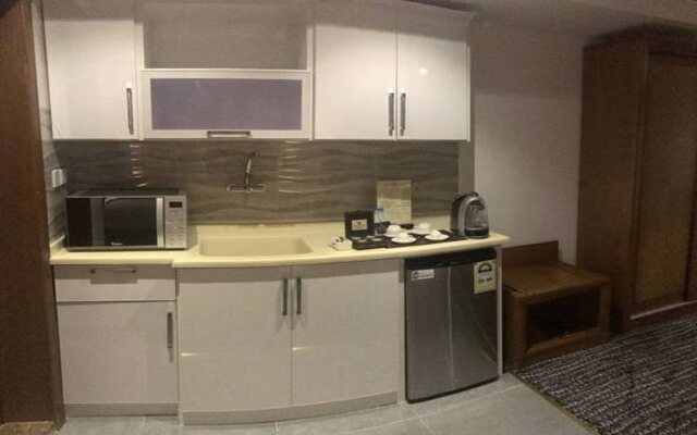 Lotaz hotel suites