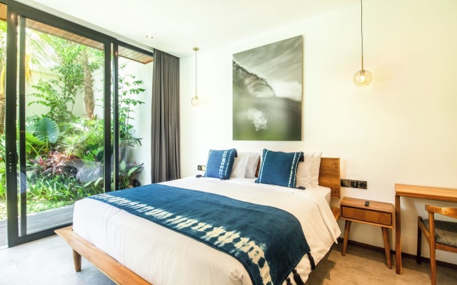 Coastal Charm: 4BR New Villa, Canggu Beach 200m – Guest Rooms – Pererenan