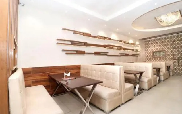 Hotel Fb By OYO Rooms