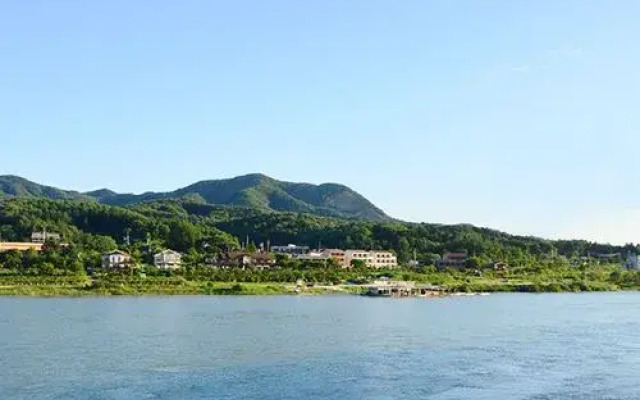 Namisum Lake Pension