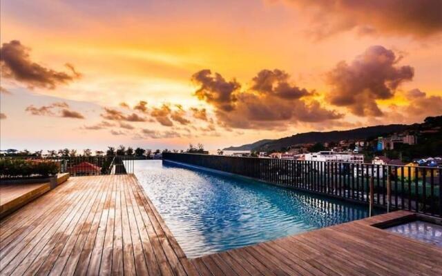 The Deck patong By dream