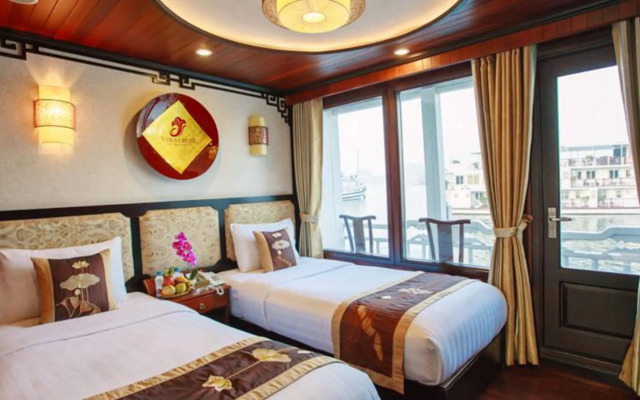 Viola Cruise Halong Bay