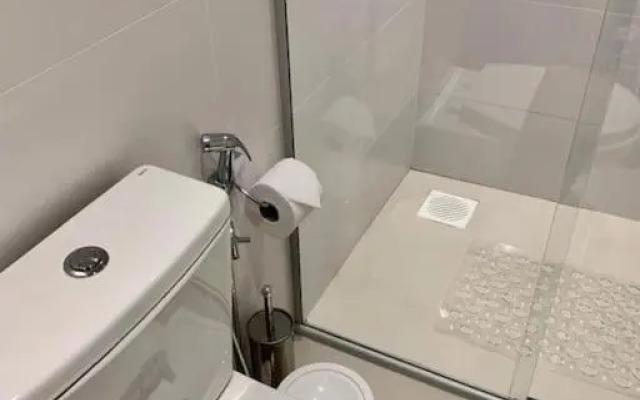 Belíssimo apto 2 suítes em ótima localização de Gramado