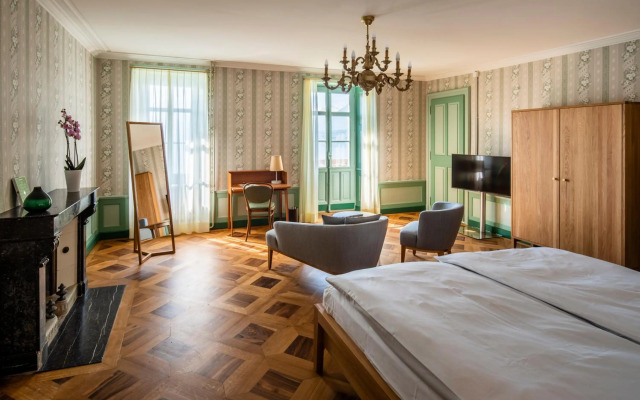 Schloss Schadau - Swiss Historic Hotel