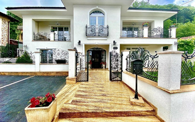 SaraDa Boutique Luxury Apartment