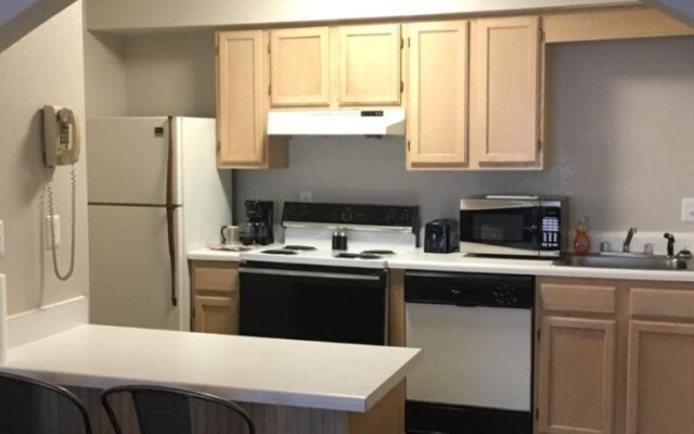 Ambassador Inn And Suites