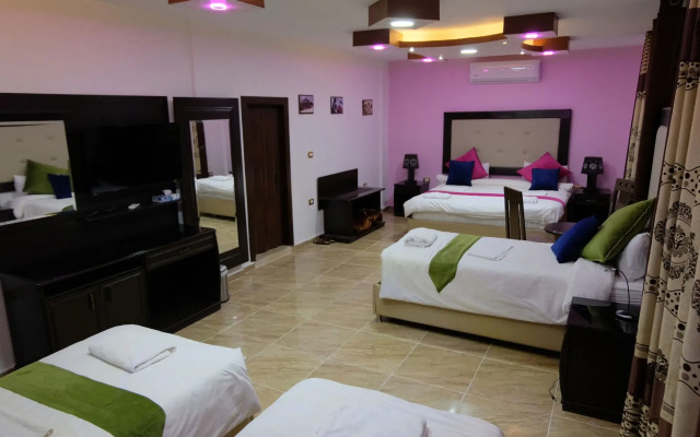 Petra Guests Hotel