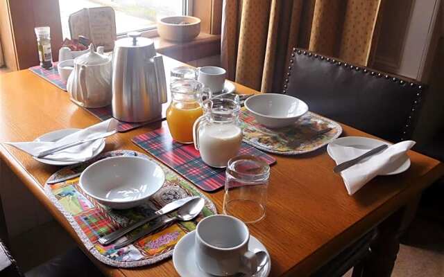 Oaklands Bed and Breakfast