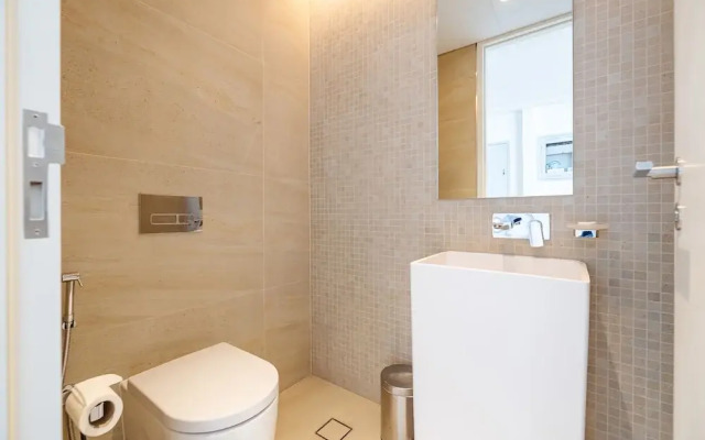 DHH Bluewater Island Building 2 Sea View