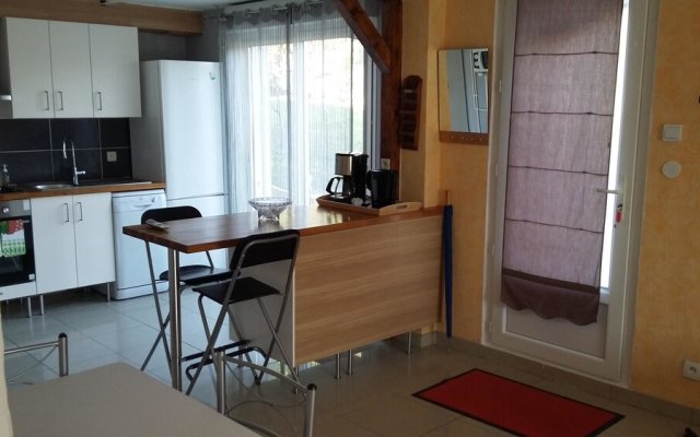 Apartment With one Bedroom in Saint-ismier, With Wonderful Mountain Vi