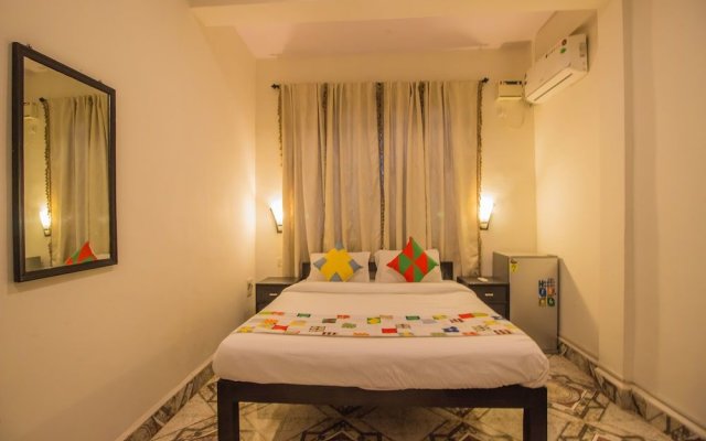 OYO 12041 Home Bright Studio Candolim Beach