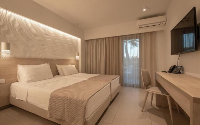 Mythos Suites Hotel