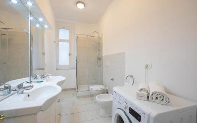 Flat 4 bedrooms 2 bathrooms - Genoa