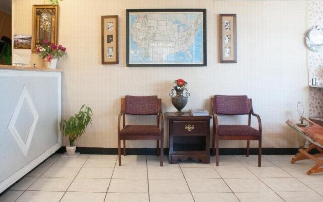 Nassau Holiday Motel