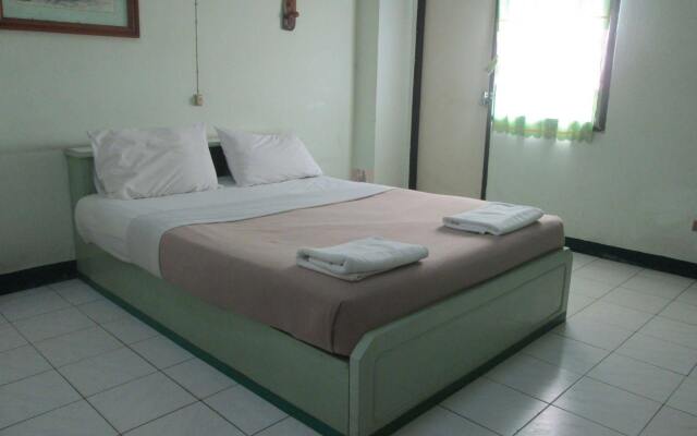 Royal Guesthouse at Chiang Mai Old City By Hjz