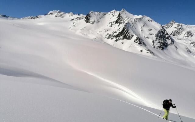 Bergperle Apartments & Mountain Sport