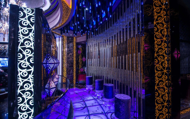 Malachite Hotel