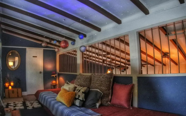 The Captain's Quarters