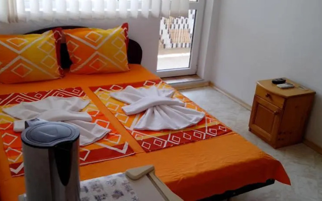 Demirevi Guest House