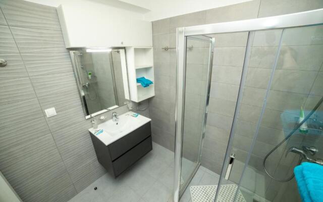 Studio 60 On The Beach by Casa del Mar