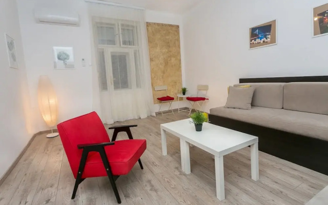 Apartment Piano