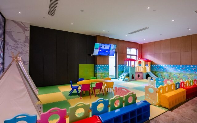 Novotel Suzhou Tai Lake Santeh Hotel