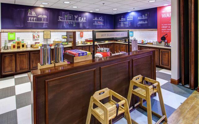 Hampton Inn Junction City
