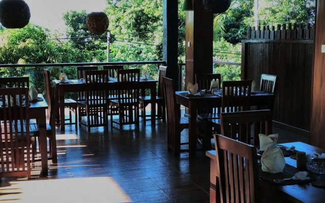 Sahera Hotel