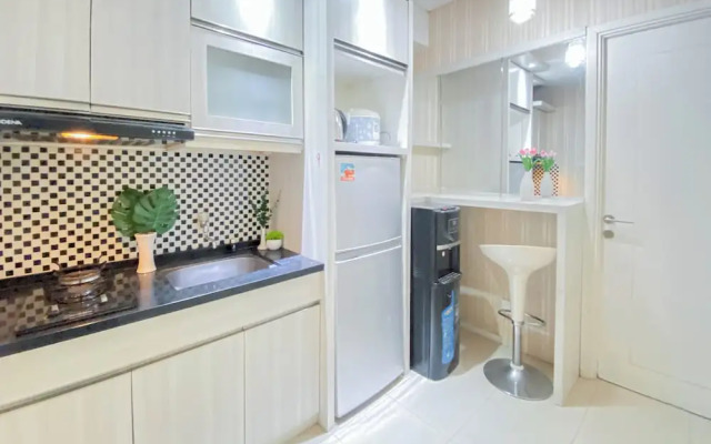 Spacious 2Br At Apartment Parahyangan Residence