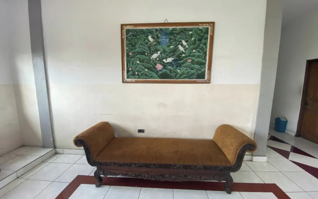 Hotel Candra Adigraha